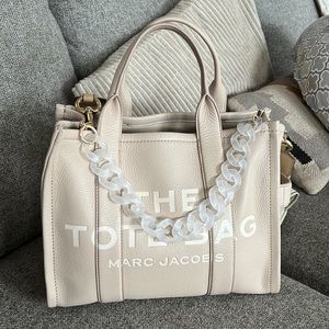 Marc Jacobs The Tote Bag Medium